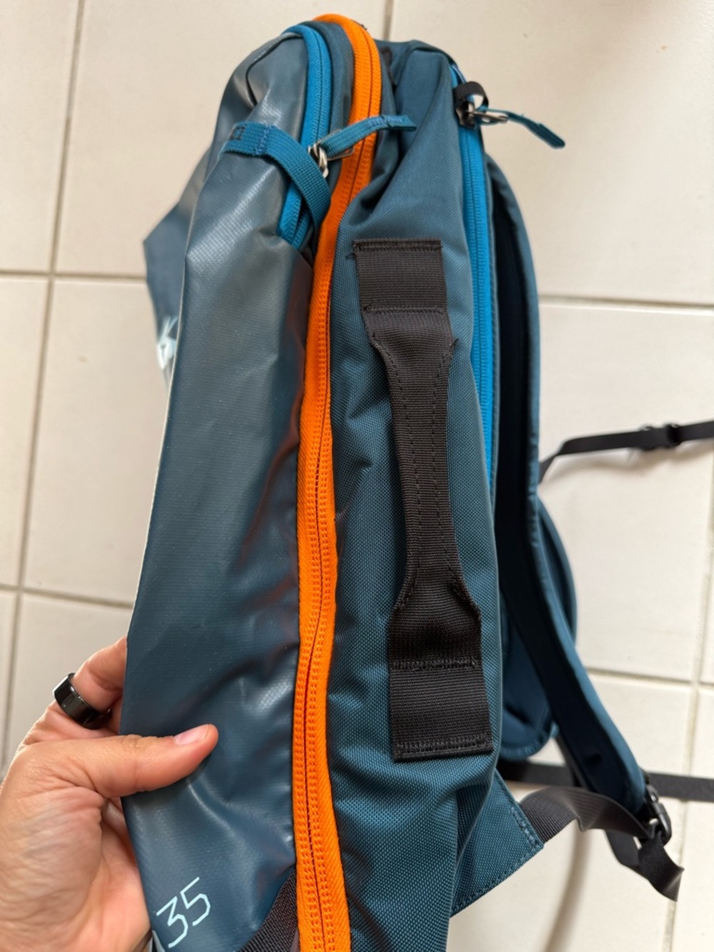 cotopaxi Teal Allpa 35L Men's Travel Backpack - Picture 2 of 5